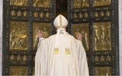 JUBILEE OF HOPE: HOLY DOOR OPENS ON DECEMBER 24