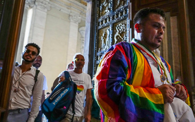 VATICAN CRITICIZES CONVERSION THERAPY, FEATURES GAY CATHOLIC TESTIMONY IN 'HISTORIC' REPORT